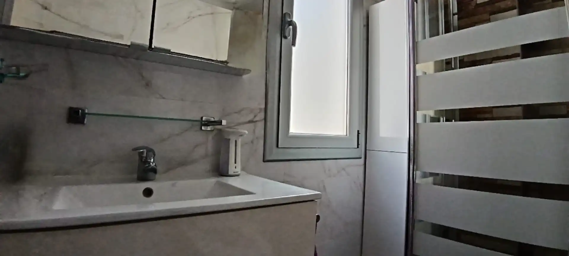 Baño de Casa adosada en venta en Torres de Berrellén con Aire acondicionado, Calefacción y Terraza