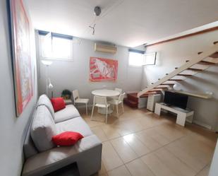 Sala d'estar de Pis de lloguer en  Madrid Capital amb Aire condicionat, Calefacció i Moblat