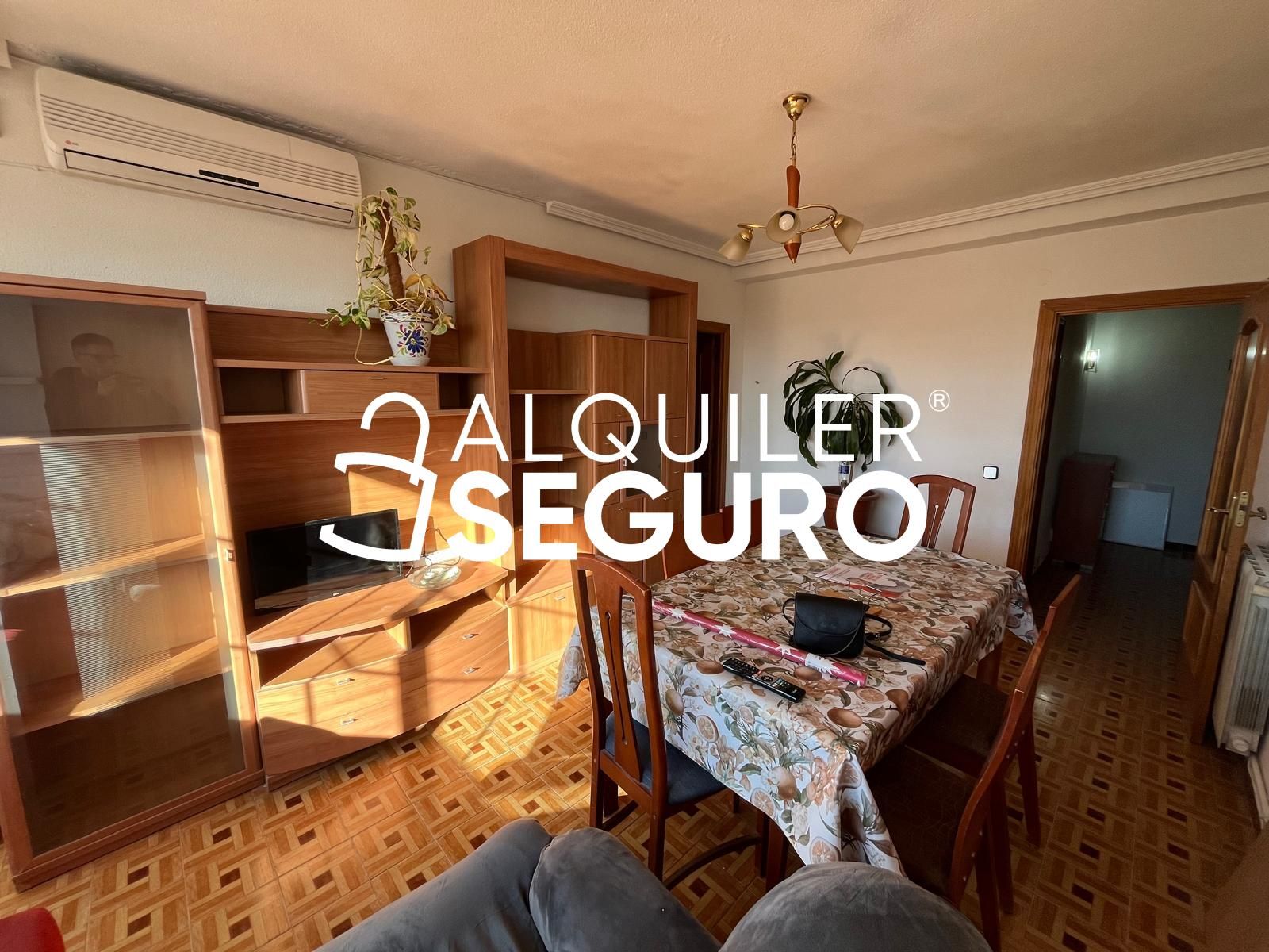 Sala d'estar de Pis de lloguer en Getafe amb Aire condicionat, Calefacció i Terrassa