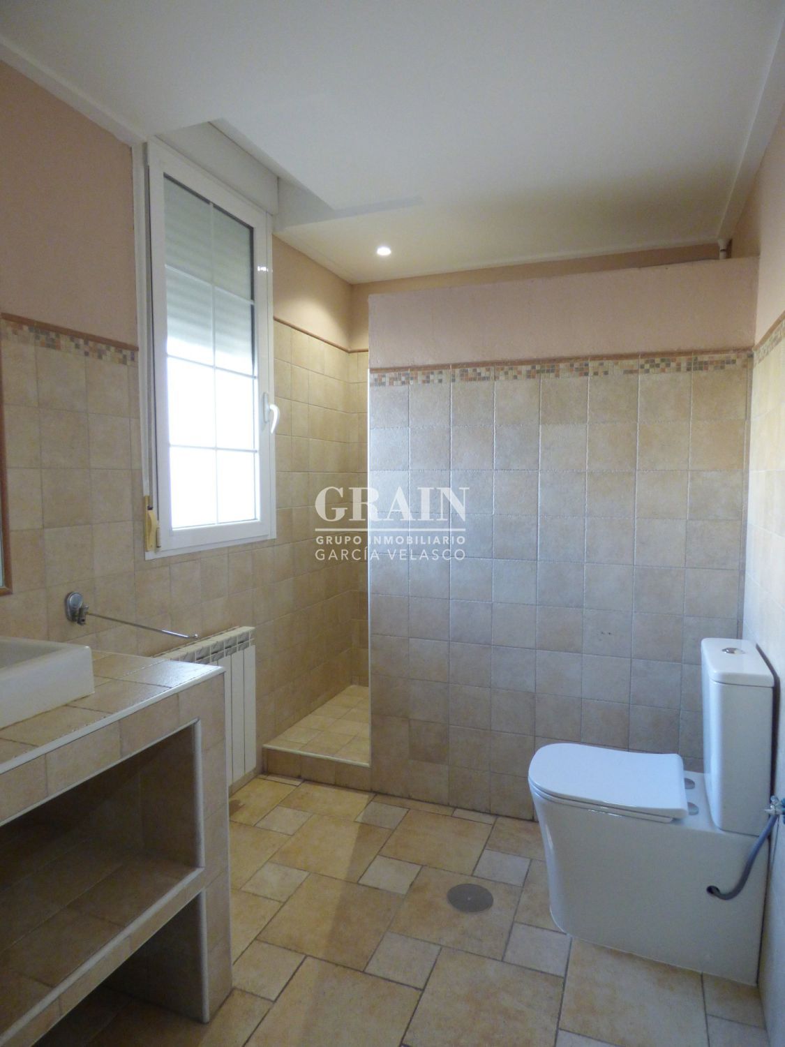 Bathroom of Single-family semi-detached for sale in  Albacete Capital  with Heating and Terrace