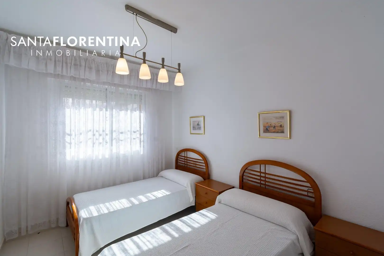 Dormitori de Casa adosada en venda en Cartagena amb Aire condicionat, Jardí privat i Terrassa