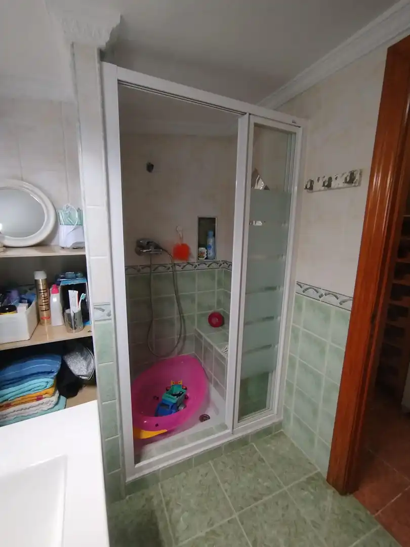 Bathroom of Houses for sale in Vélez-Málaga  with Air Conditioner, Heating and Terrace