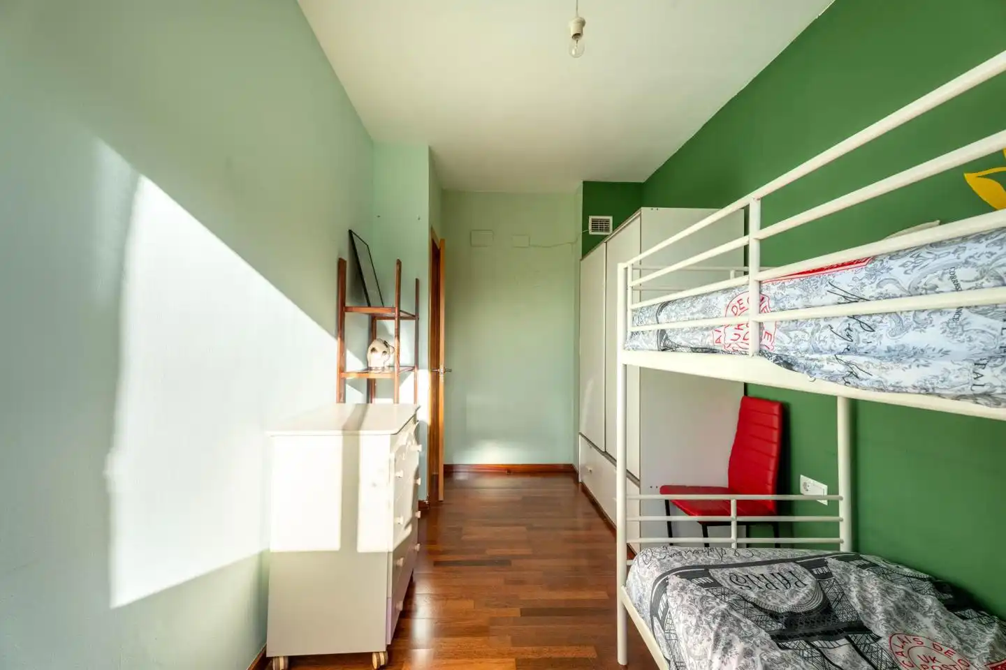 Habitación de Casa o chalet en venta en Terrassa