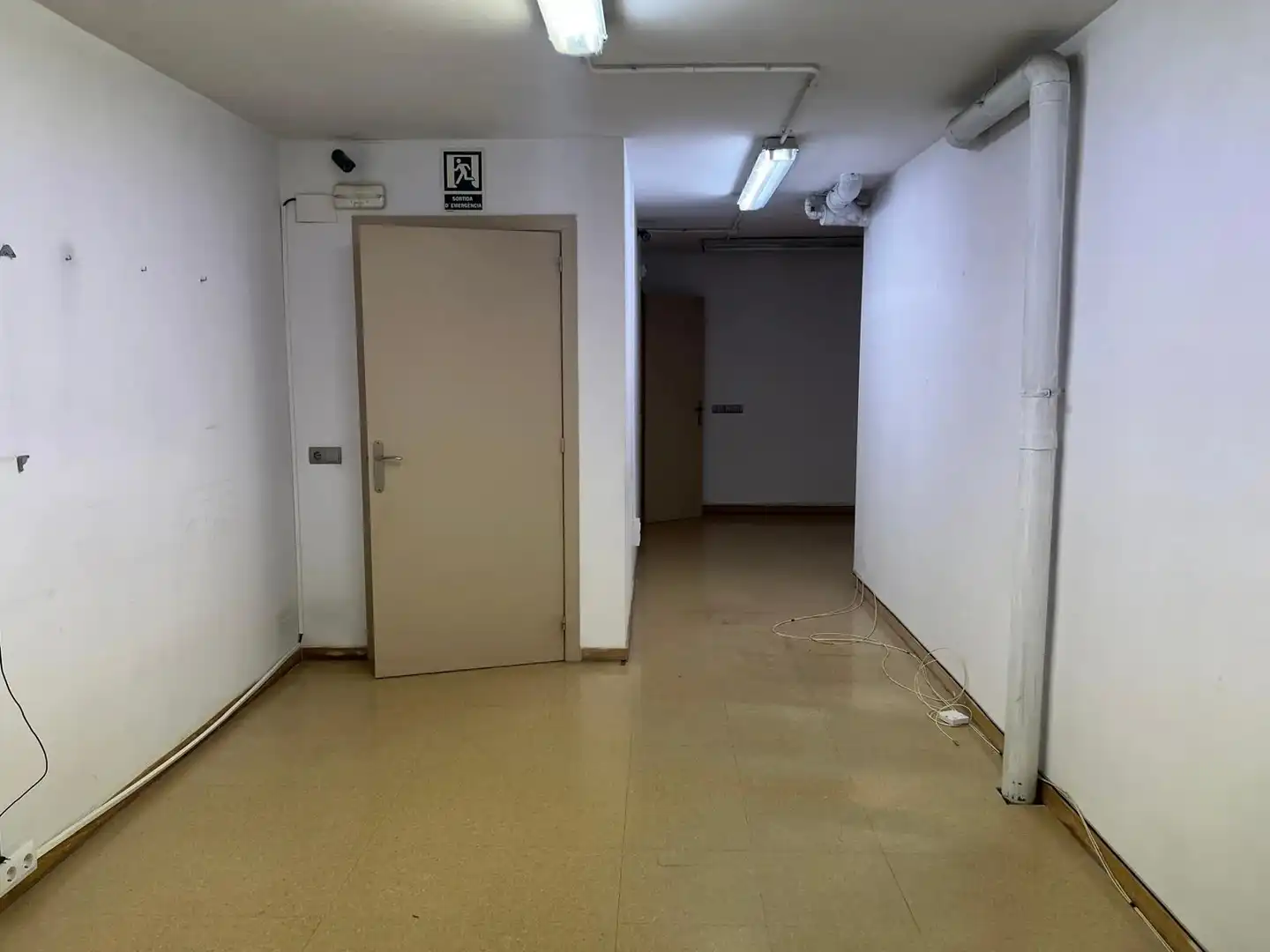 Commercial properties for rent in Mataró  with Air Conditioner