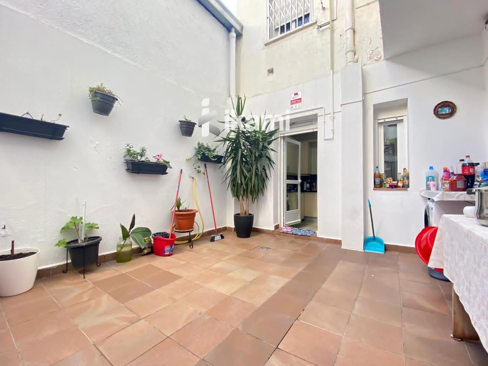 Jardí de Pis en venda en  Madrid Capital amb Calefacció, Terrassa i Moblat