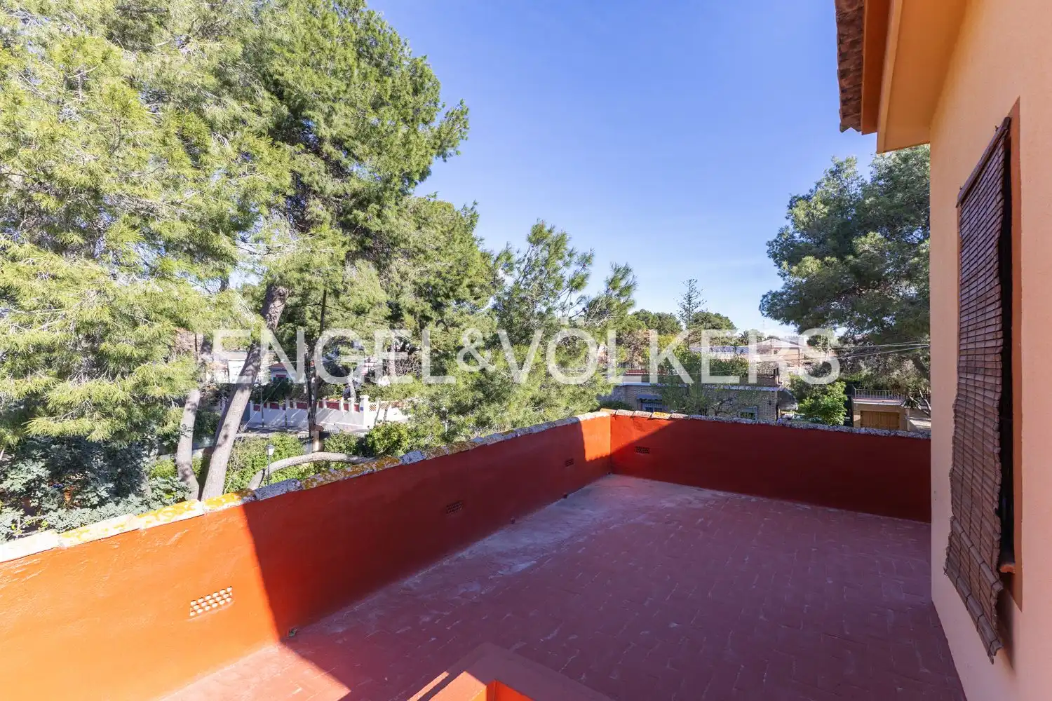 Terraza de Casa o chalet en venta en Paterna con Aire acondicionado, Calefacción y Jardín privado