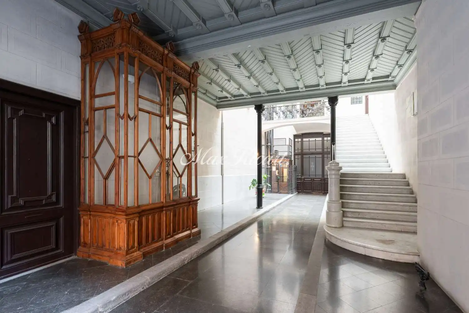Attic for rent in N/A, Dreta de l'Eixample