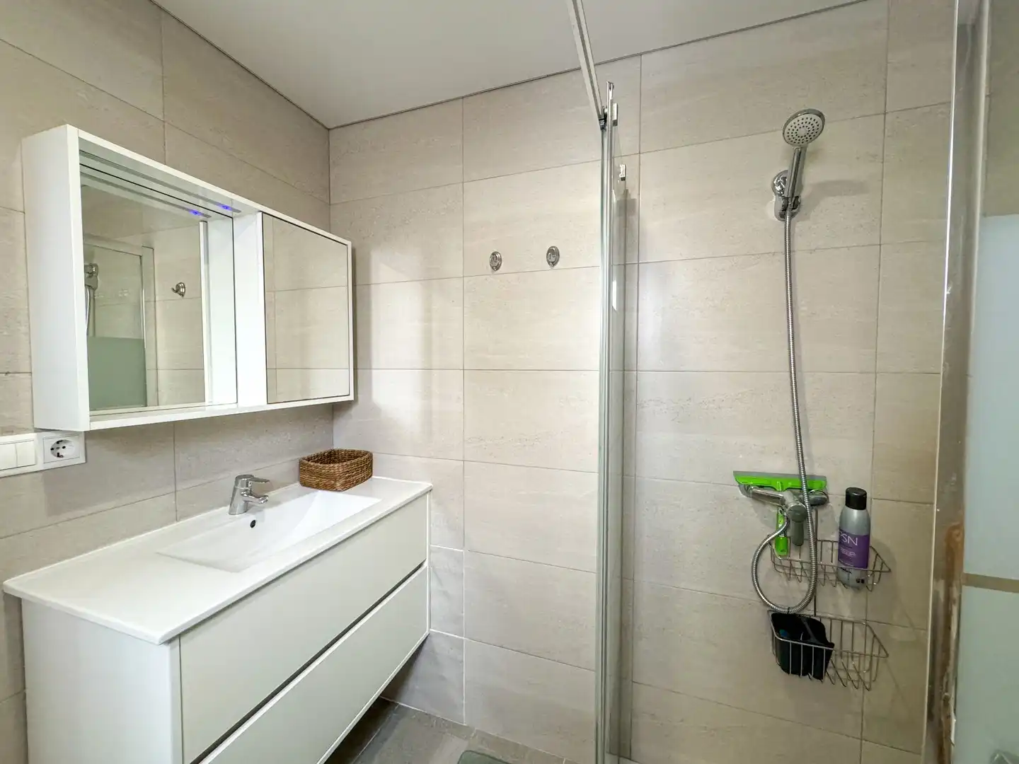 Baño de Piso en venta en Torrevieja con Aire acondicionado, Terraza y Trastero