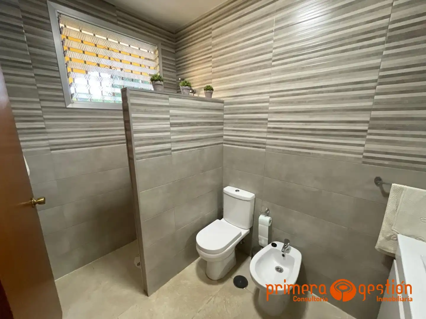 Chalet con piscina en venta en Carmona, imagen 22