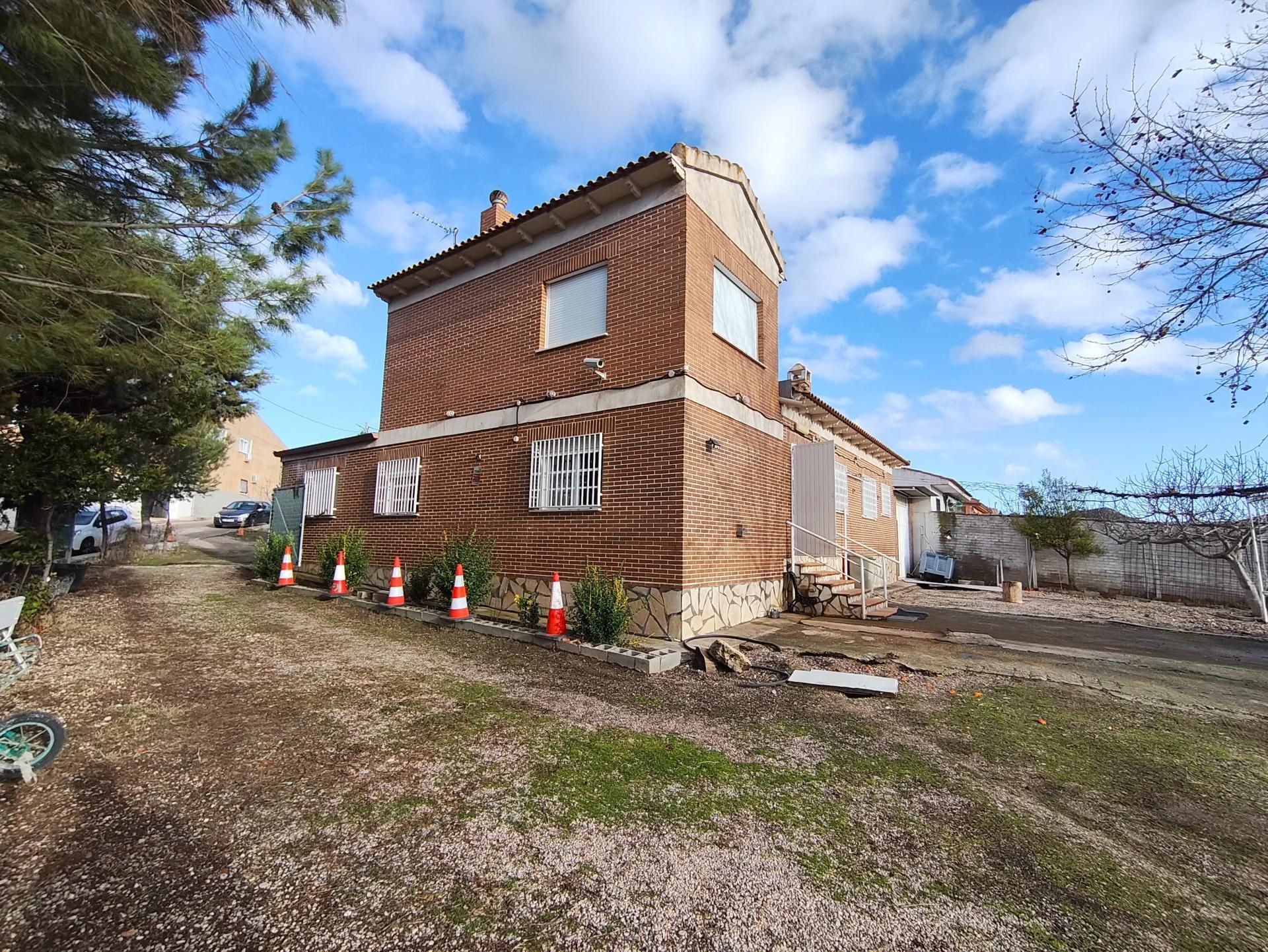 Exterior view of Country house for sale in Zarza de Tajo  with Heating