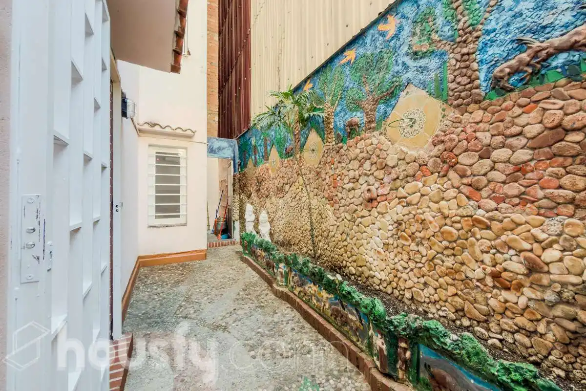 Baixos amb jardí en venda a Calle Sacedon ., imagen 2