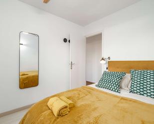 Bedroom of Flat to share in Sant Cugat del Vallès  with Air Conditioner, Heating and Terrace