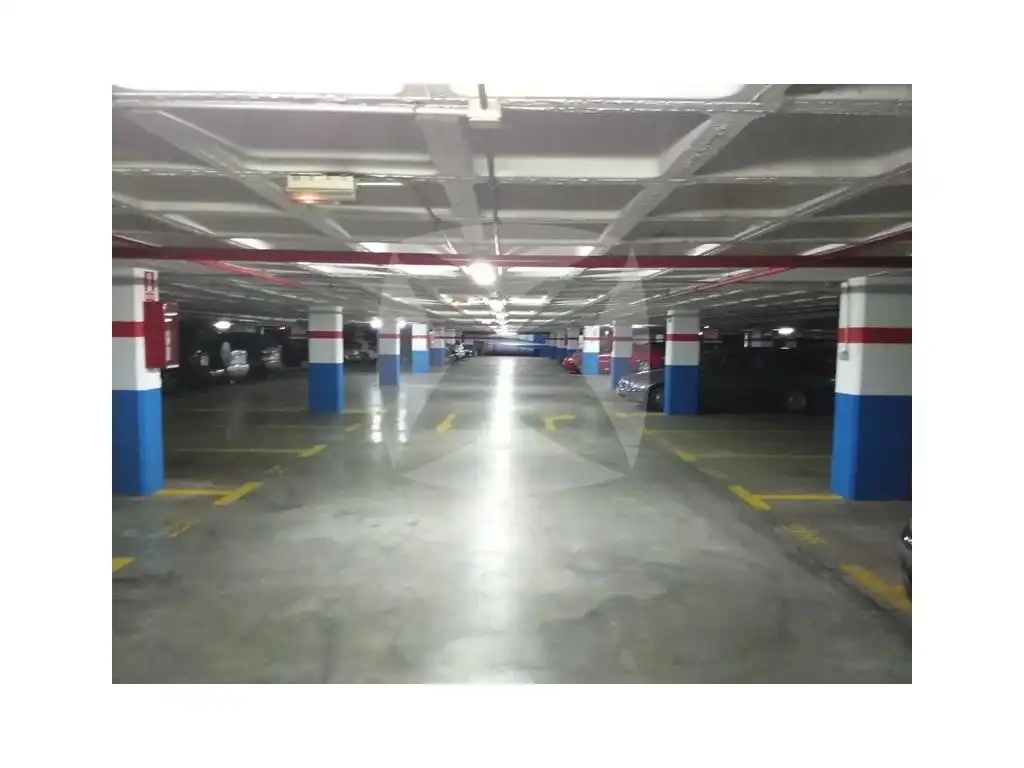 Aparcament en venda a Plaza de los Alféreces, imagen 2