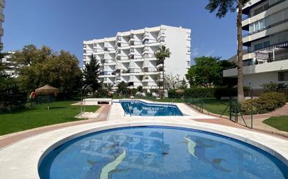 Swimming pool of Apartment for sale in Benalmádena  with Air Conditioner, Heating and Community pool