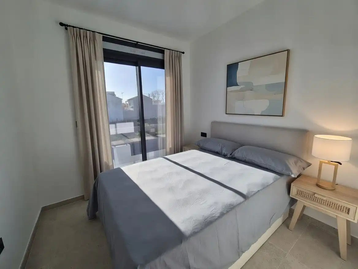 Apartament amb piscina en venda a Oliva Playa, imagen 3