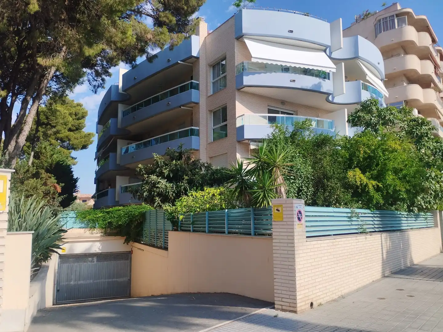 Vista exterior de Apartamento en venta en Salou con Calefacción, Jardín privado y Piscina