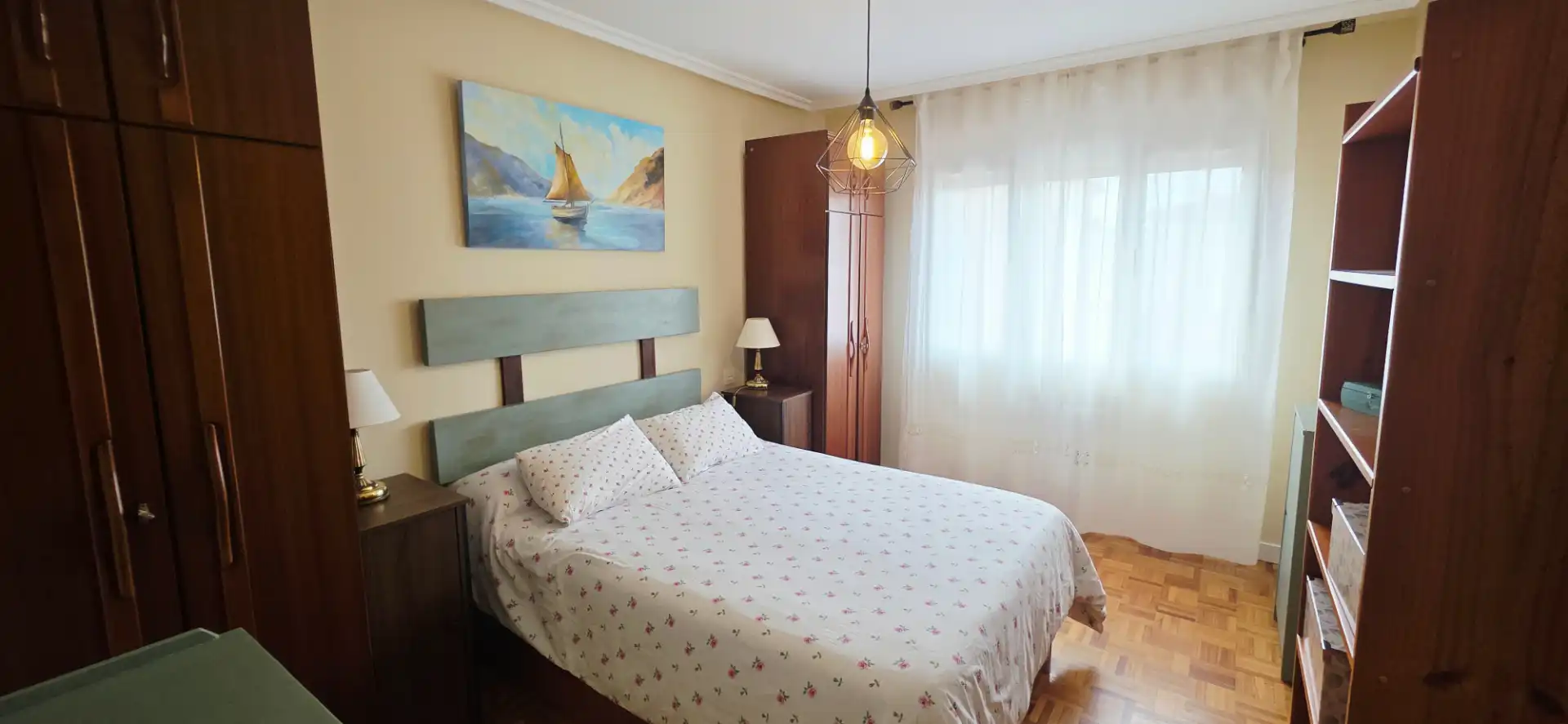 Bedroom of Flat for rent in Gijón   with Heating, Parquet flooring and Furnished