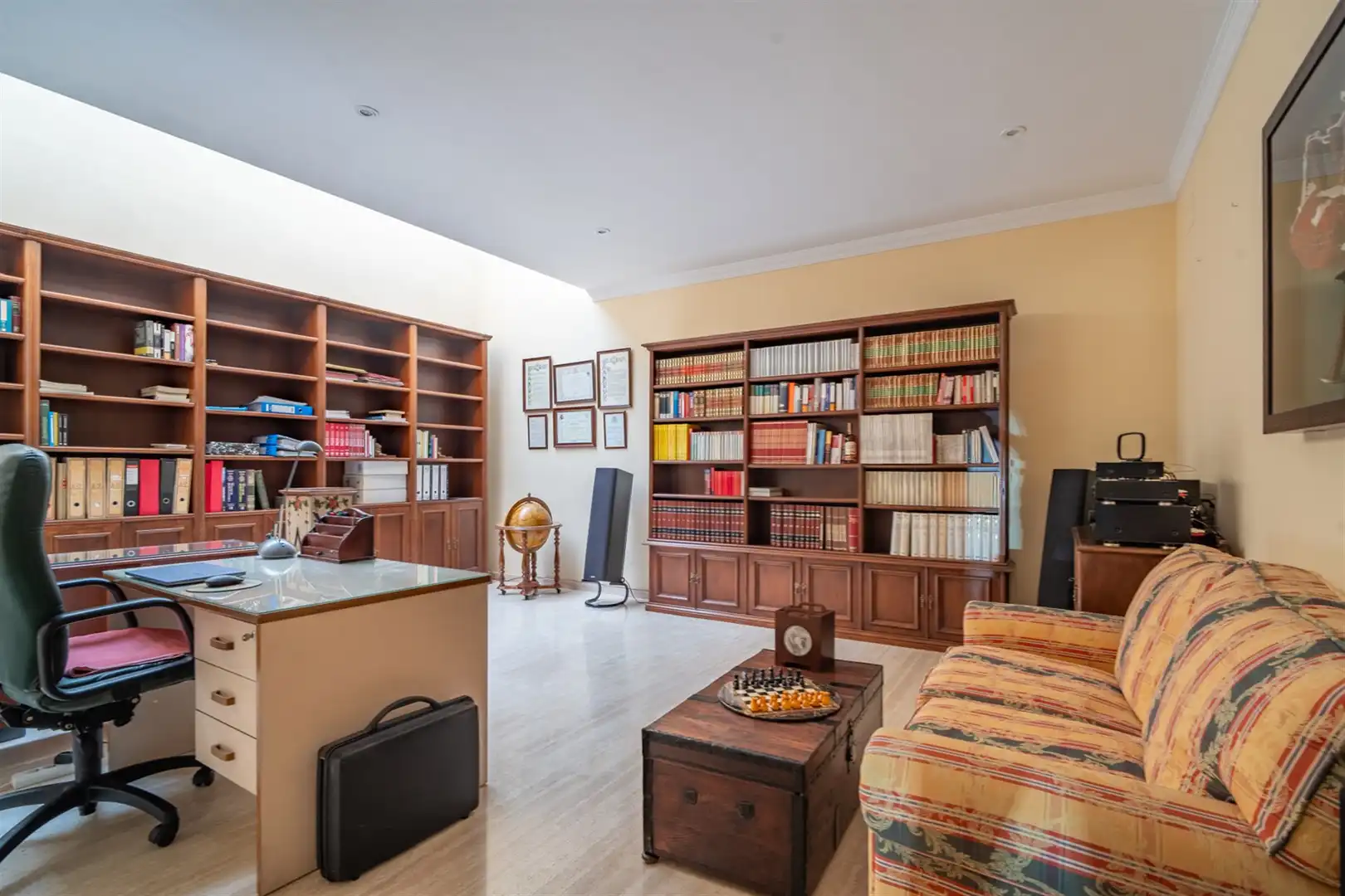 Sala d'estar de Casa o xalet en venda en Málaga amb Terrassa