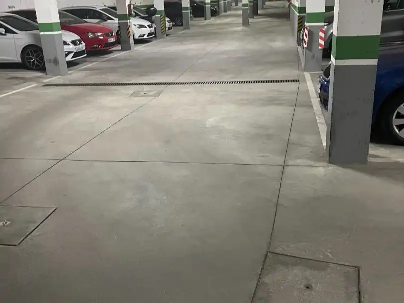 Parkplatz von Garage zur Miete in Valdepiélagos