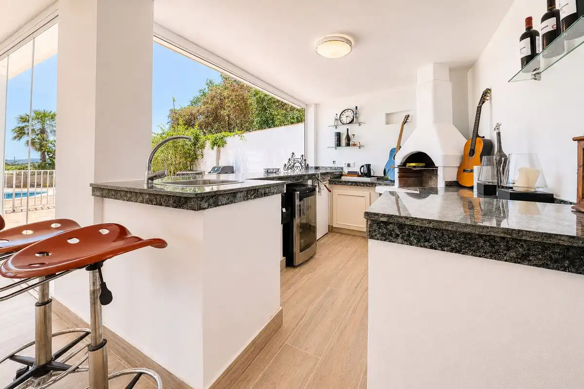 Cocina de Casa o chalet en venta en Sotogrande con Aire acondicionado, Jardín privado y Terraza