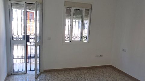 Foto 2 de Piso en venta en Calle San Sebastián, 32, Centro - Doña Mercedes, Dos Hermanas