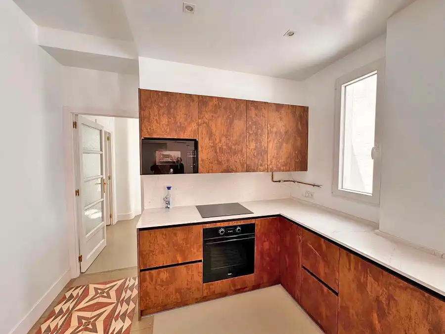 Küche von Wohnung zur Miete in Madrid mit Heizung, Parkett und Ofen