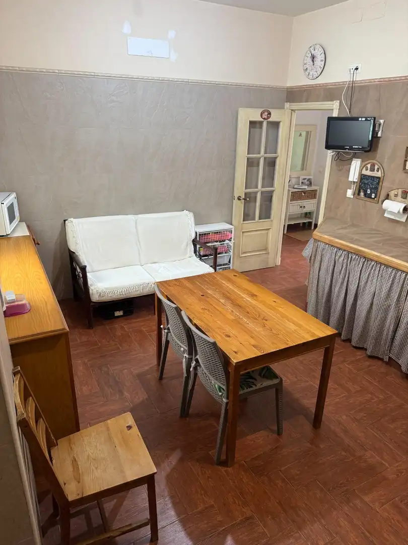 Menjador de Casa o xalet en venda en Villanueva del Río y Minas amb Aire condicionat, Jardí privat i Terrassa