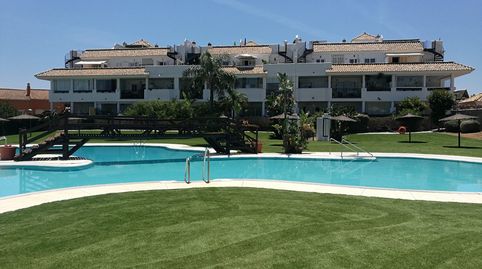 Foto 2 de Piso de alquiler en Calle Acebo, 16, Cortijo Torrequebrada, Benalmádena
