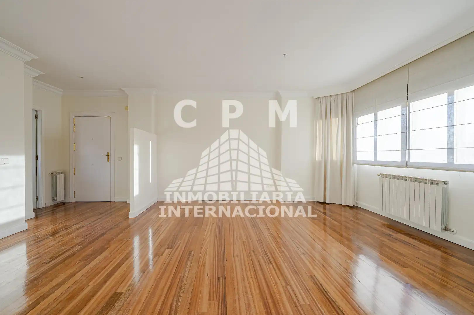 Wohnzimmer von Wohnung zur Miete in Madrid mit Klimaanlage, Heizung und Parkett
