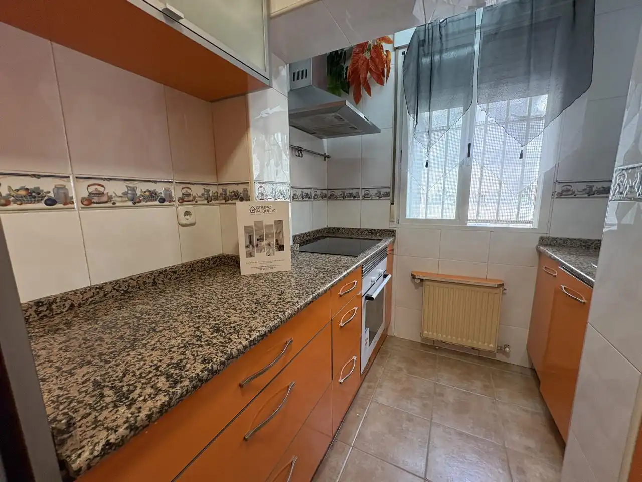 Cocina de Planta baja de alquiler en Madrid con Aire acondicionado y Calefacción