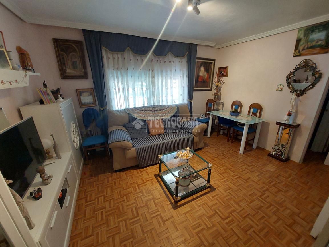 Sala d'estar de Pis en venda en Fuenlabrada amb Calefacció