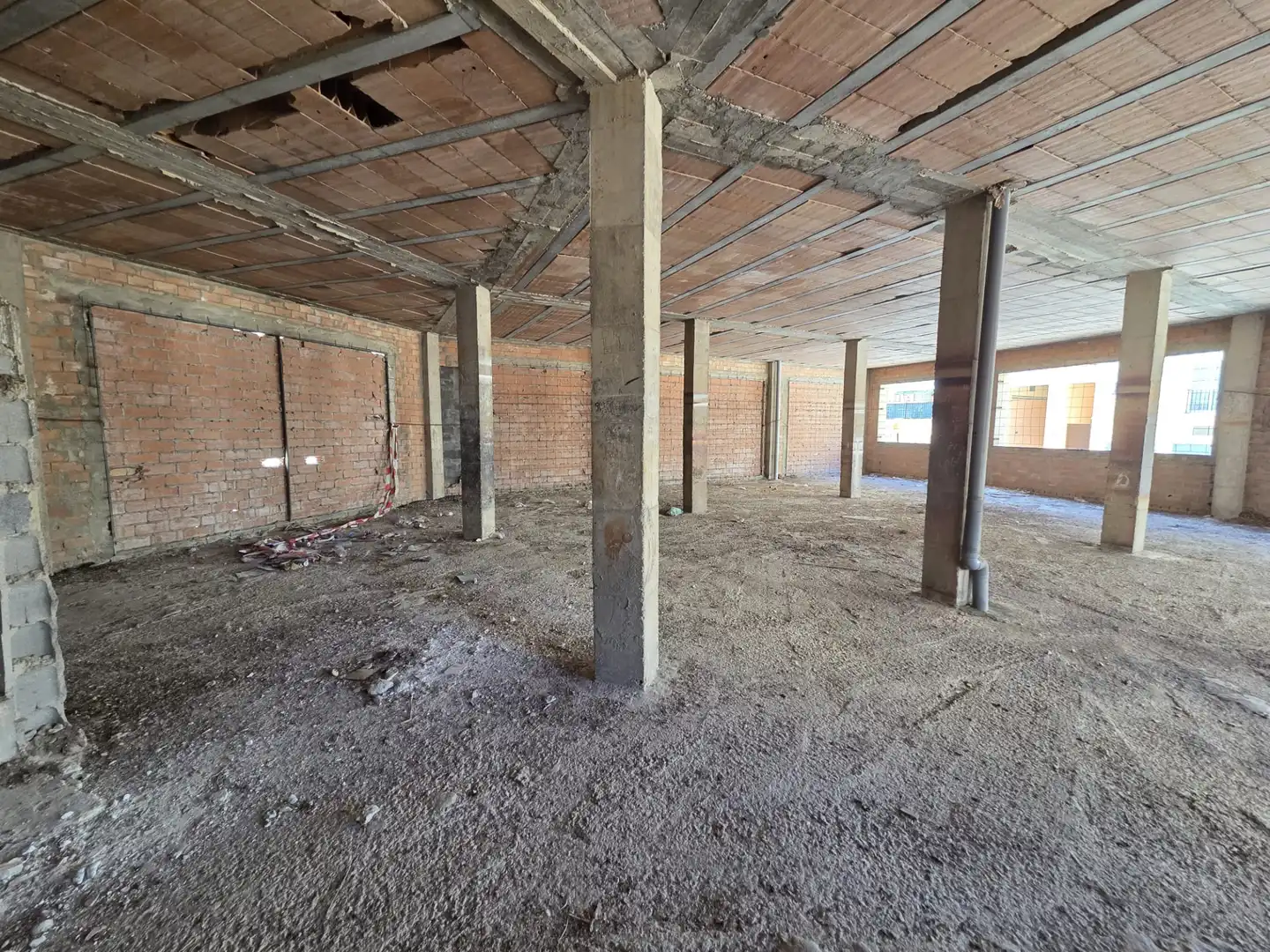 Buildings for sale in Algeciras
