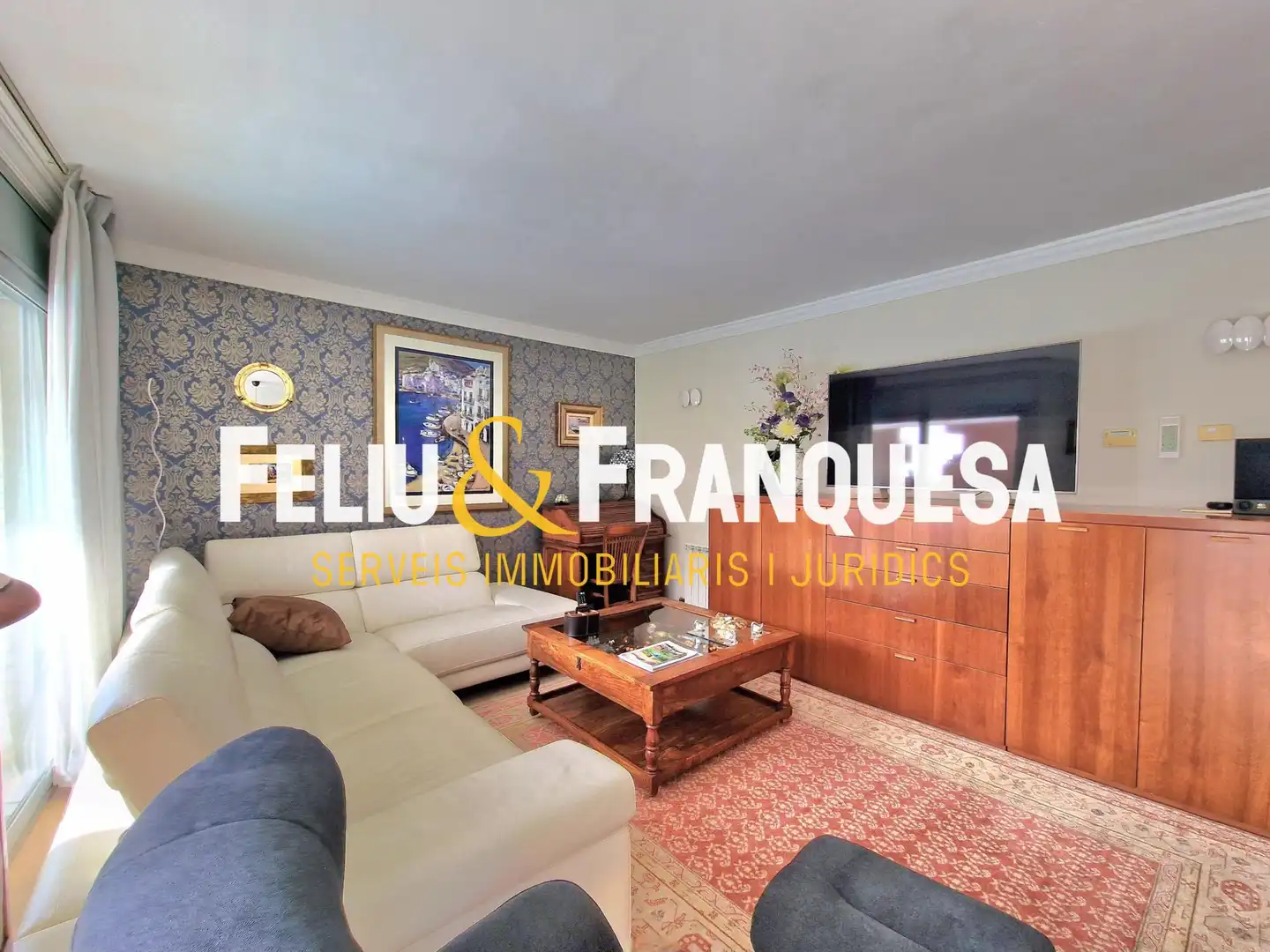 Exterior view of Flat for sale in Sant Cugat del Vallès  with Heating, Terrace and Storage room