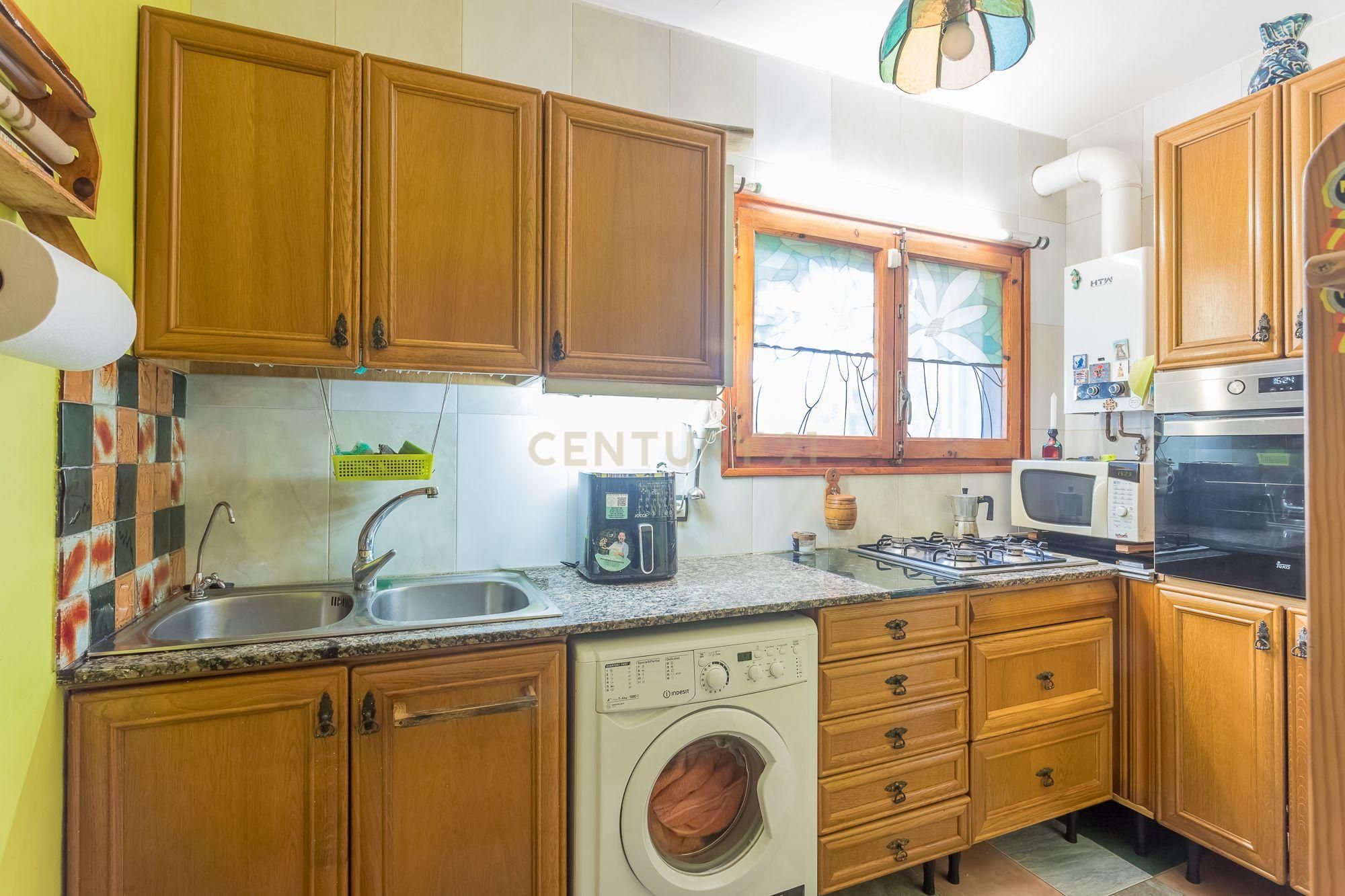 House or chalet for sale in Calle Lloret, Pineda de Mar, Spain, -1