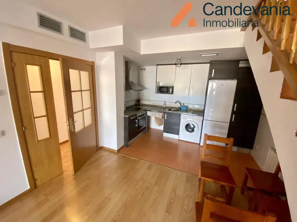 Dúplex en venda en Zuera amb Aire condicionat, Calefacció i Terrassa