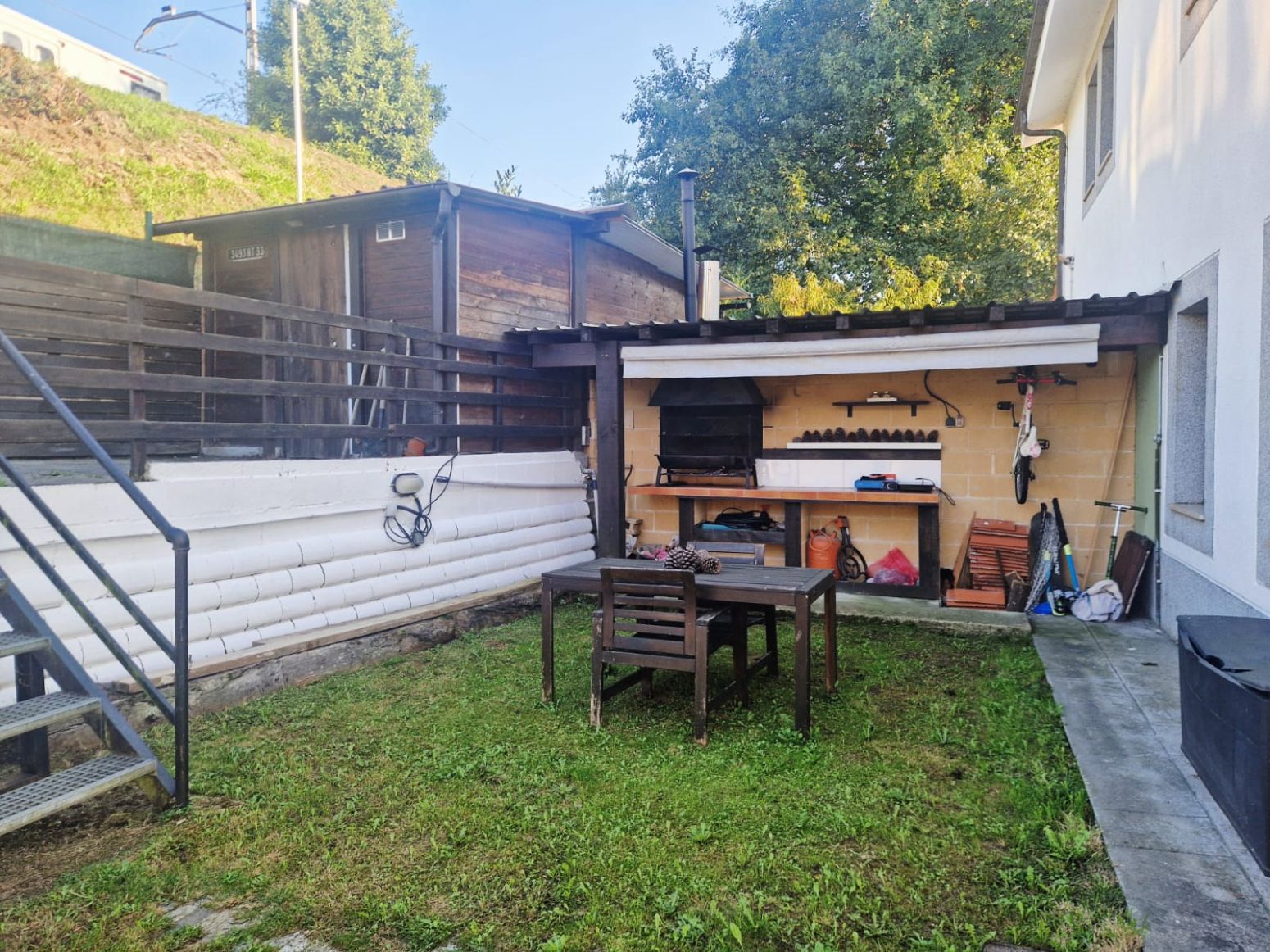 Jardí de Casa adosada en venda en Soto del Barco amb Jardí privat, Terrassa i Traster