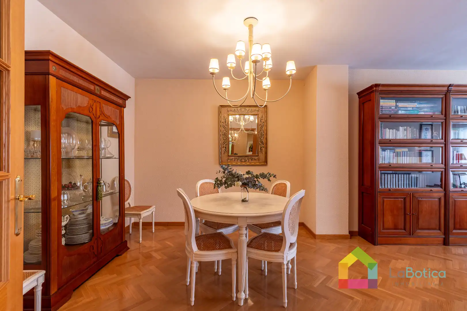 Dining room of Flat for sale in Toledo  with Heating, Parquet flooring and Washing machine
