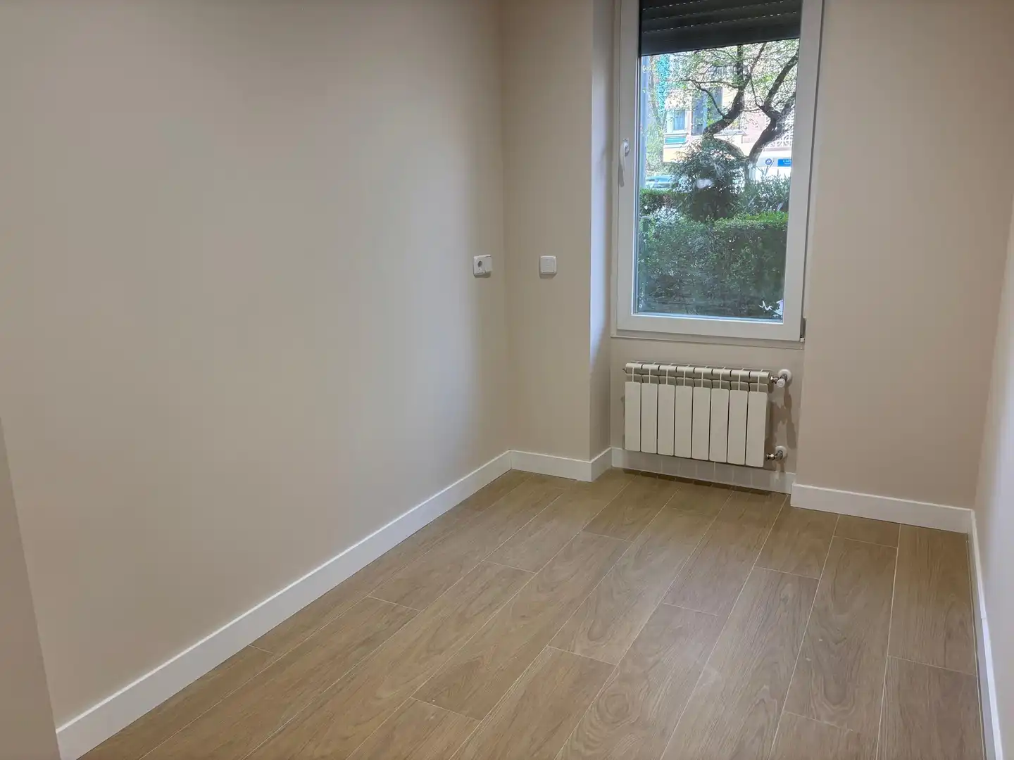 Flat for sale in Madrid  with Air Conditioner, Heating and Swimming Pool