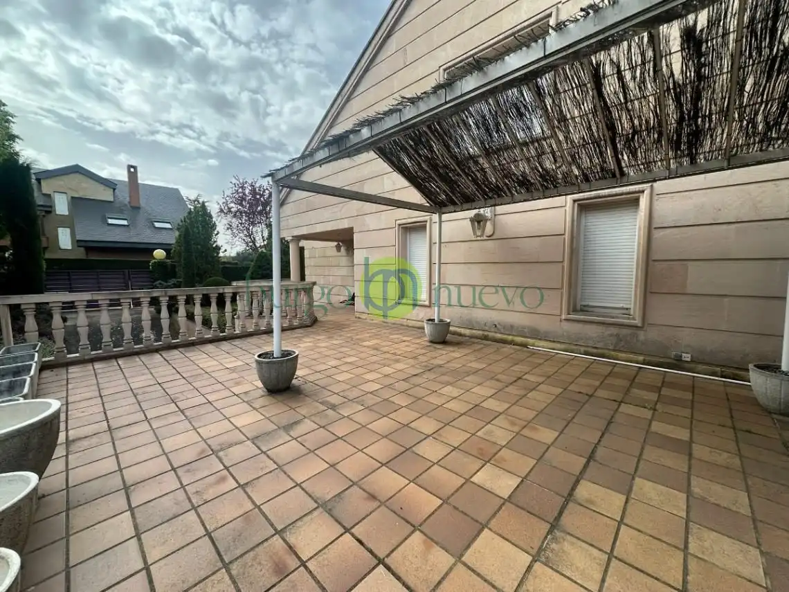 Terraza de Casa o chalet en venta en Las Eras de Renueva