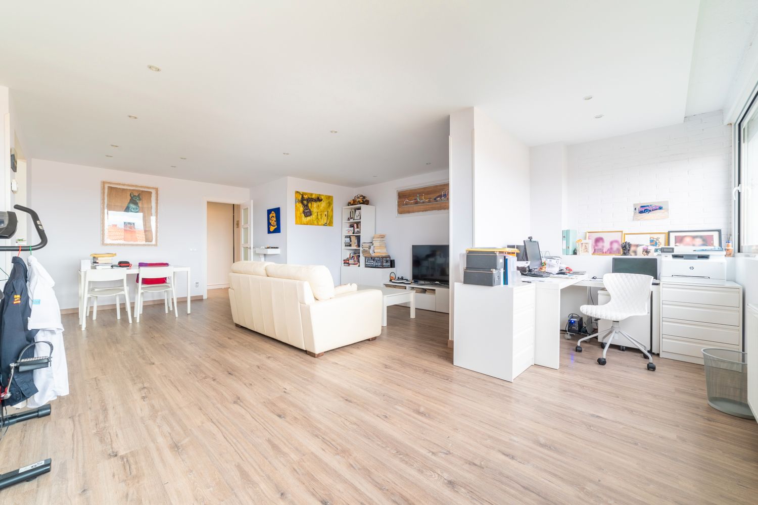 Living room of Flat for sale in Colmenar Viejo  with Air Conditioner, Heating and Storage room