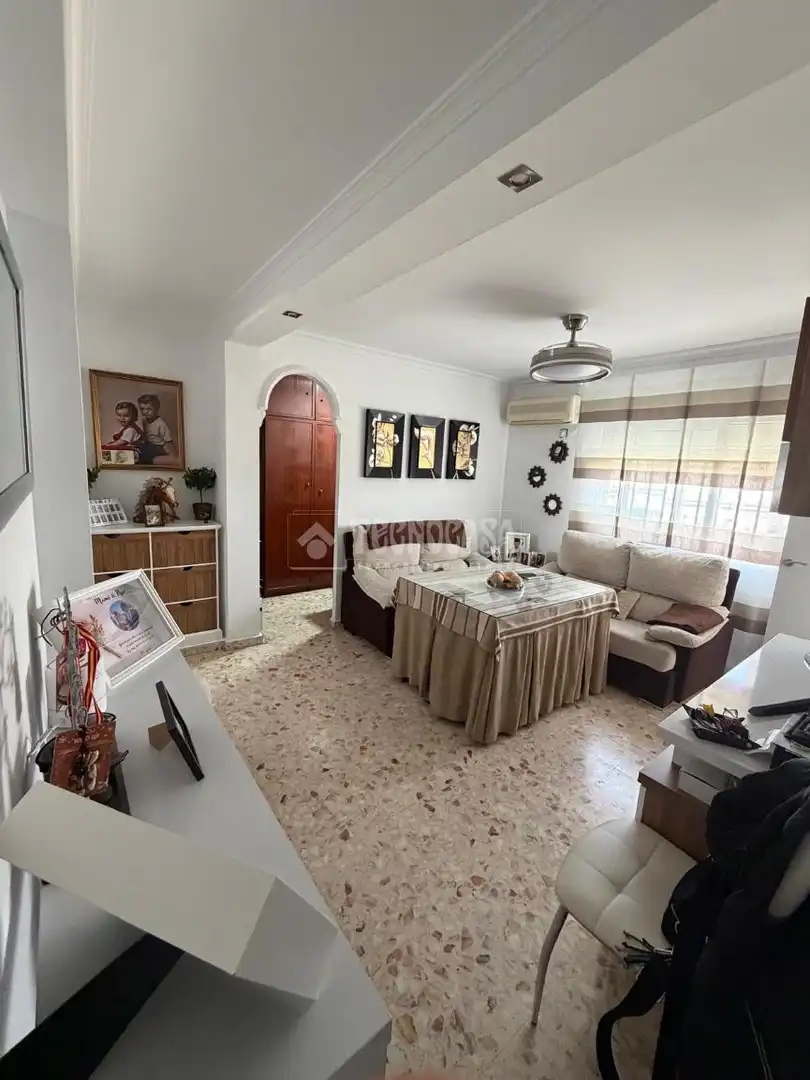 Sala de estar de Piso en venta en San Juan de Aznalfarache