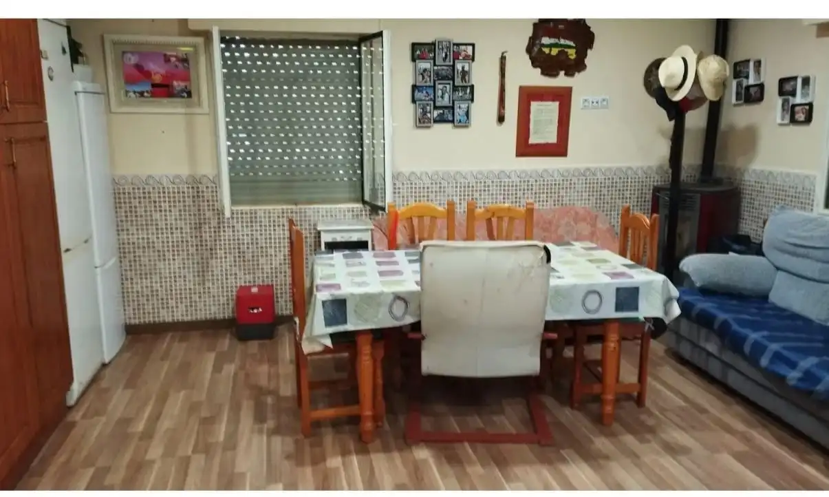 Menjador de Casa o xalet en venda en Entrena amb Jardí privat, Terrassa i Traster