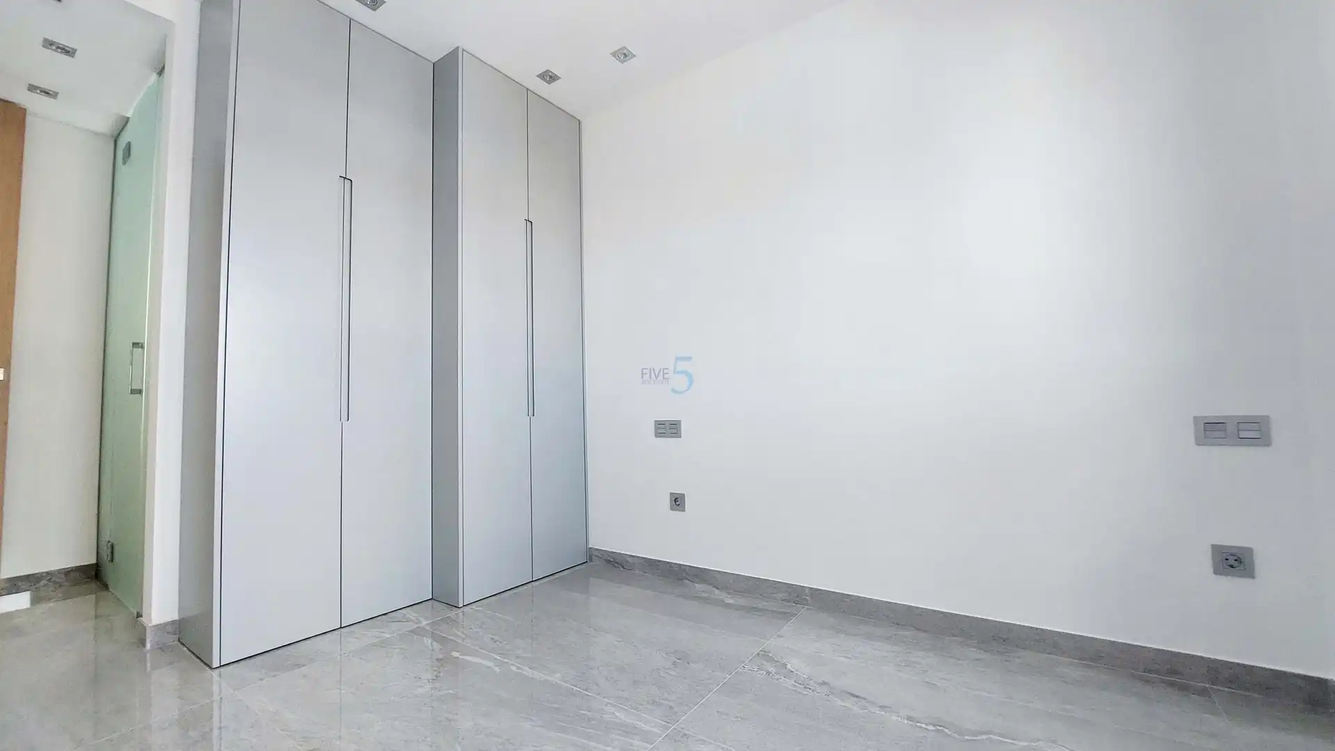 Dormitori de Casa o xalet en venda en San Pedro del Pinatar amb Aire condicionat, Terrassa i Piscina