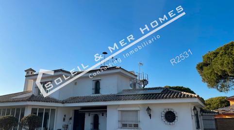 Foto 3 de Casa o chalet en venta en Valdelagrana, Cádiz