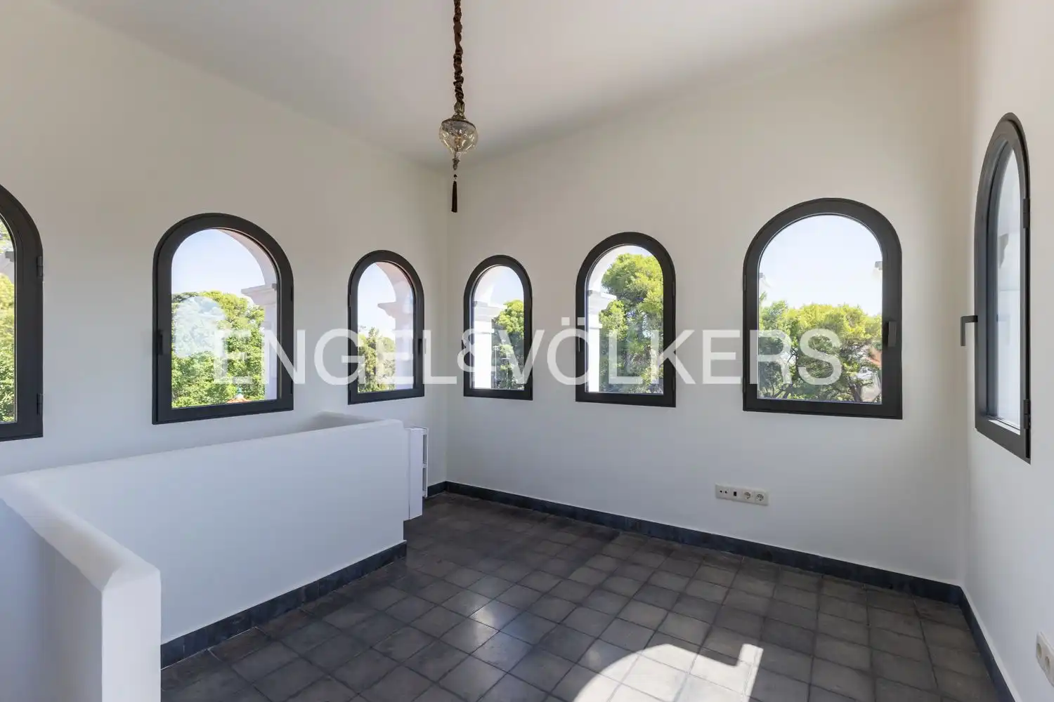 Casa o xalet de lloguer a Avinguda Acàcies, Campolivar