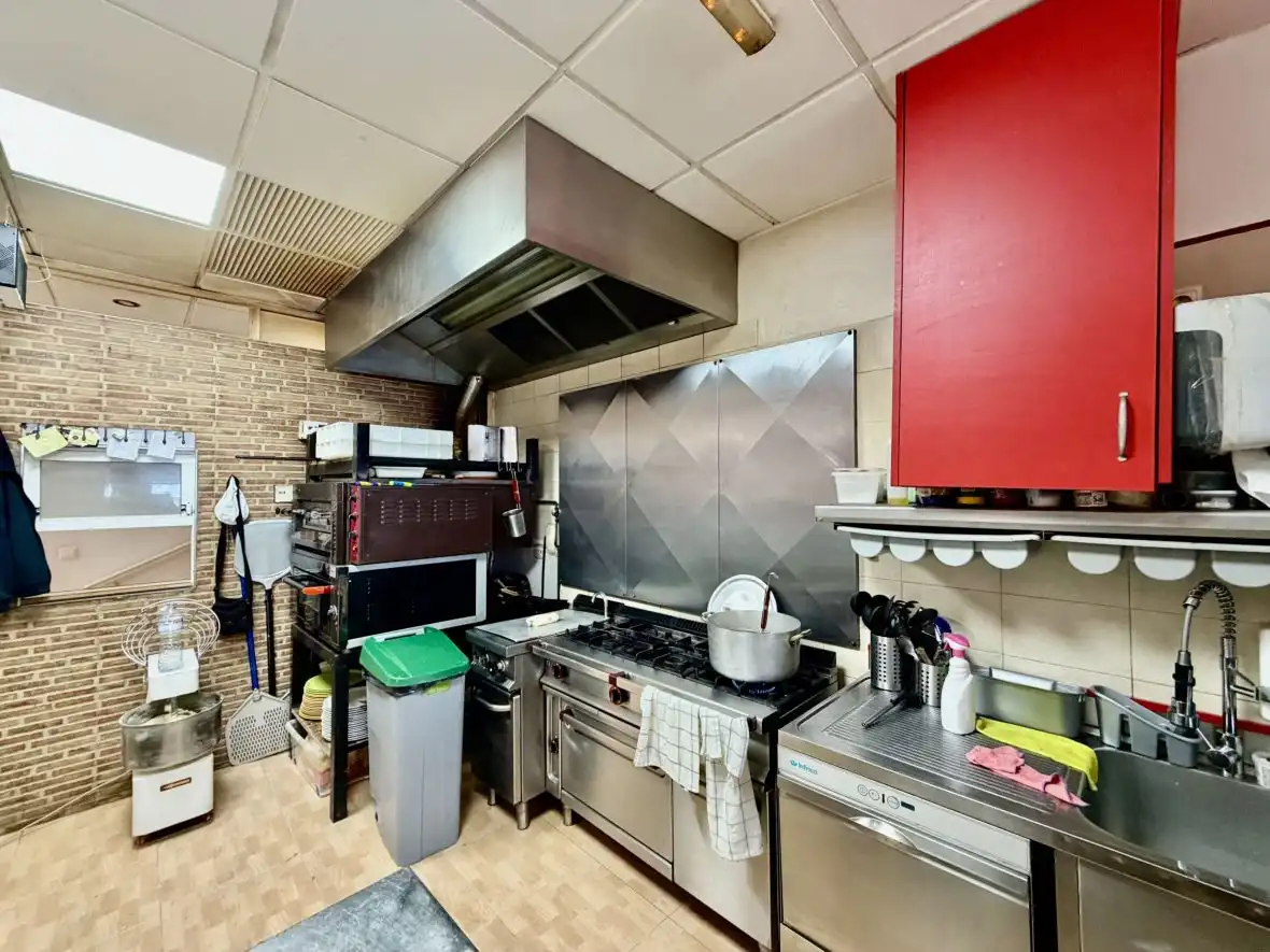 Kitchen of Commercial properties for sale in Santa Pola