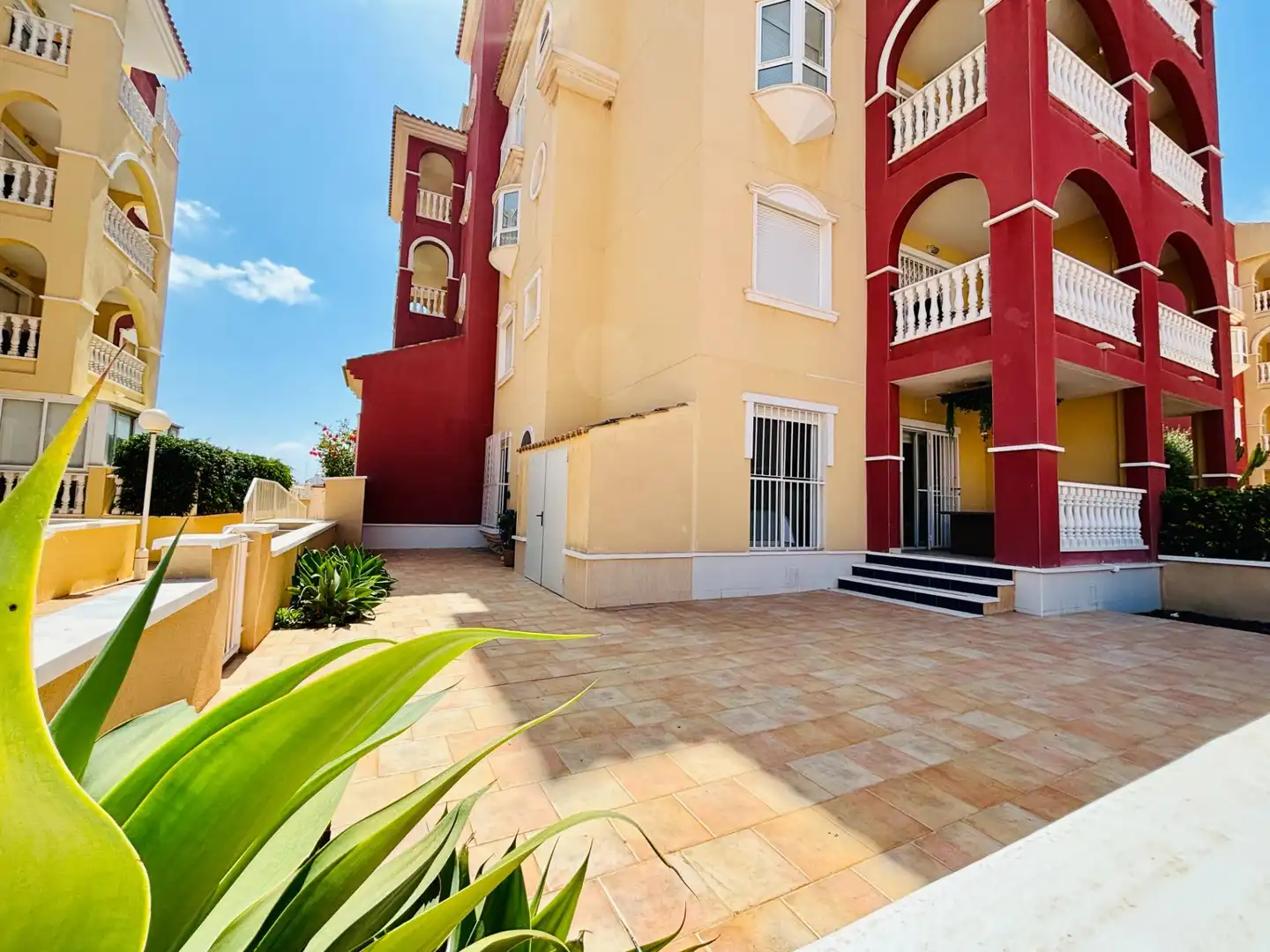 Exterior view of Ground floor for rent in Los Alcázares  with Air Conditioner, Terrace and Furnished