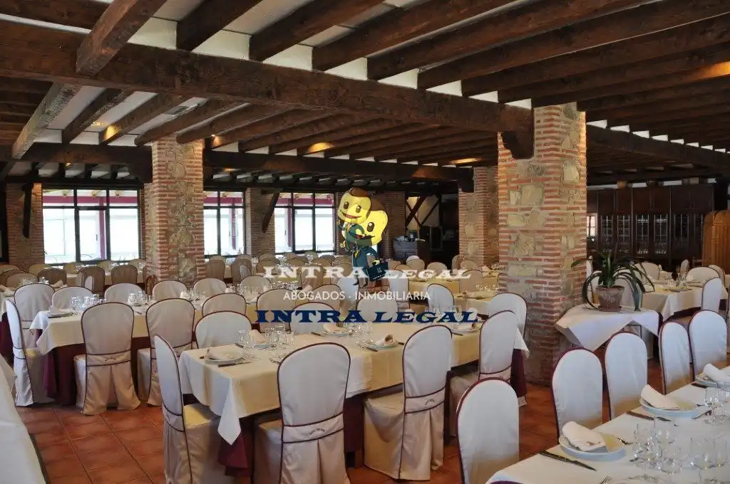 Local en venta en Sotoserrano con Aire acondicionado, Amueblado y Alarma