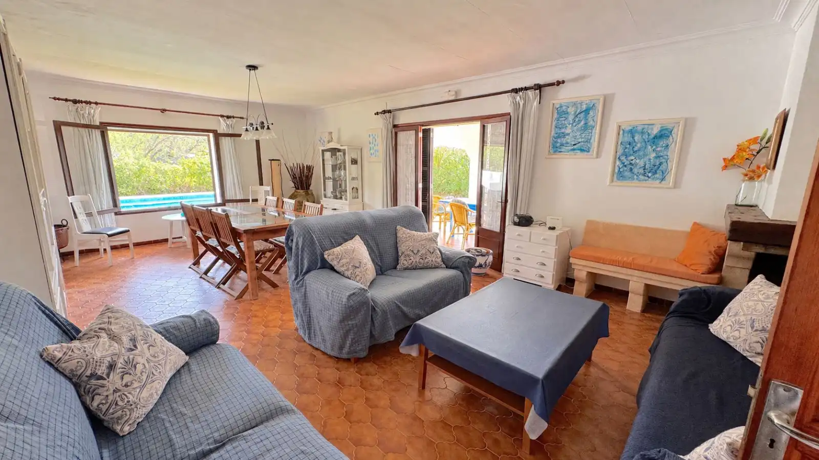 Sala de estar de Finca rústica en venta en Pollença con Calefacción, Jardín privado y Terraza