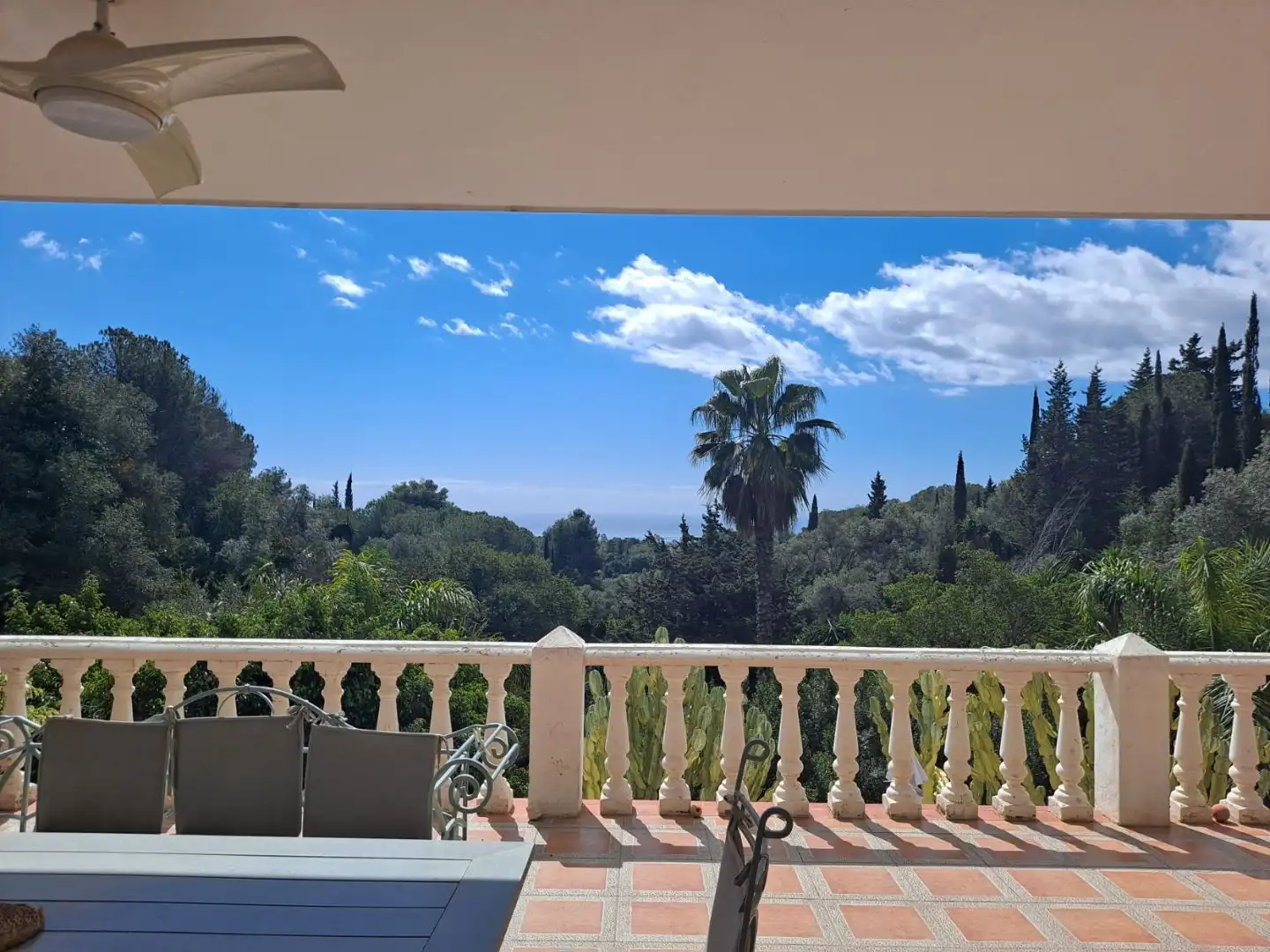 Vista exterior de Casa o chalet en venta en Mijas con Aire acondicionado, Terraza y Piscina